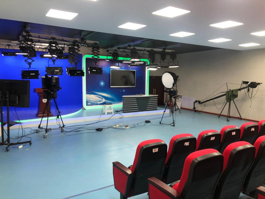 也是马可·波罗旅游电视台首次引入春晚直播