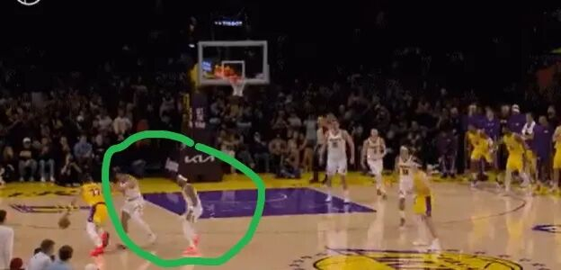 湖人绝地反击：里夫斯绝平、东契奇绝杀、詹姆