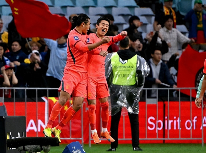 国足2-0力克库拉索 邵佳一执教首秀告捷