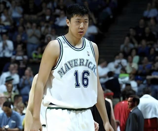 王治郅与诺维茨基等名将同入国际篮联名人堂